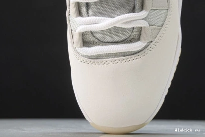 JORDAN 11 AIR PLATINUM TINT 0803